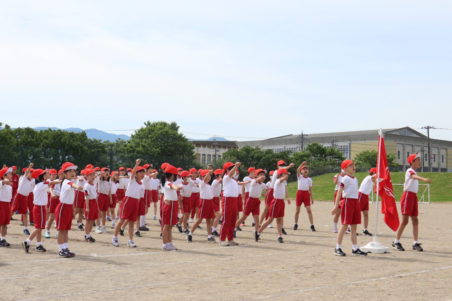 南砺市立福光中部小学校